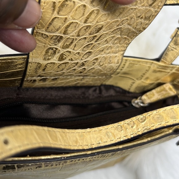 Adrienne Vittadini Croc embossed Mini Purse Magnetic Closure - Picture 10 of 10